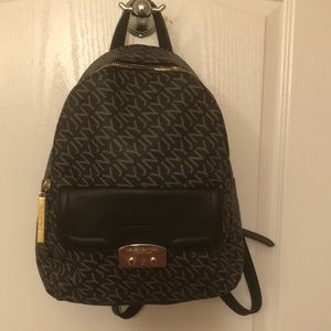 Jones New York mini backpack pack